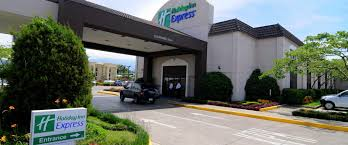   Holiday Inn Express